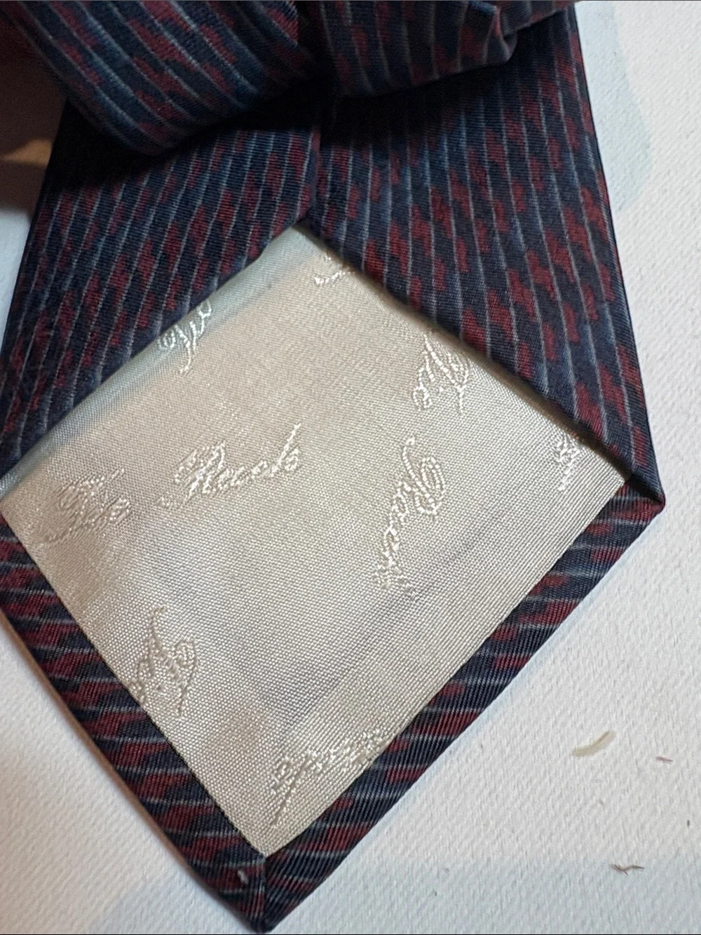 Linea Studio Navy and Red Silk Tie